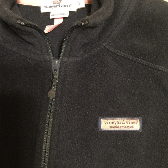 Vineyard Vines Women’s Fleece Vest - Picture 2 of 3